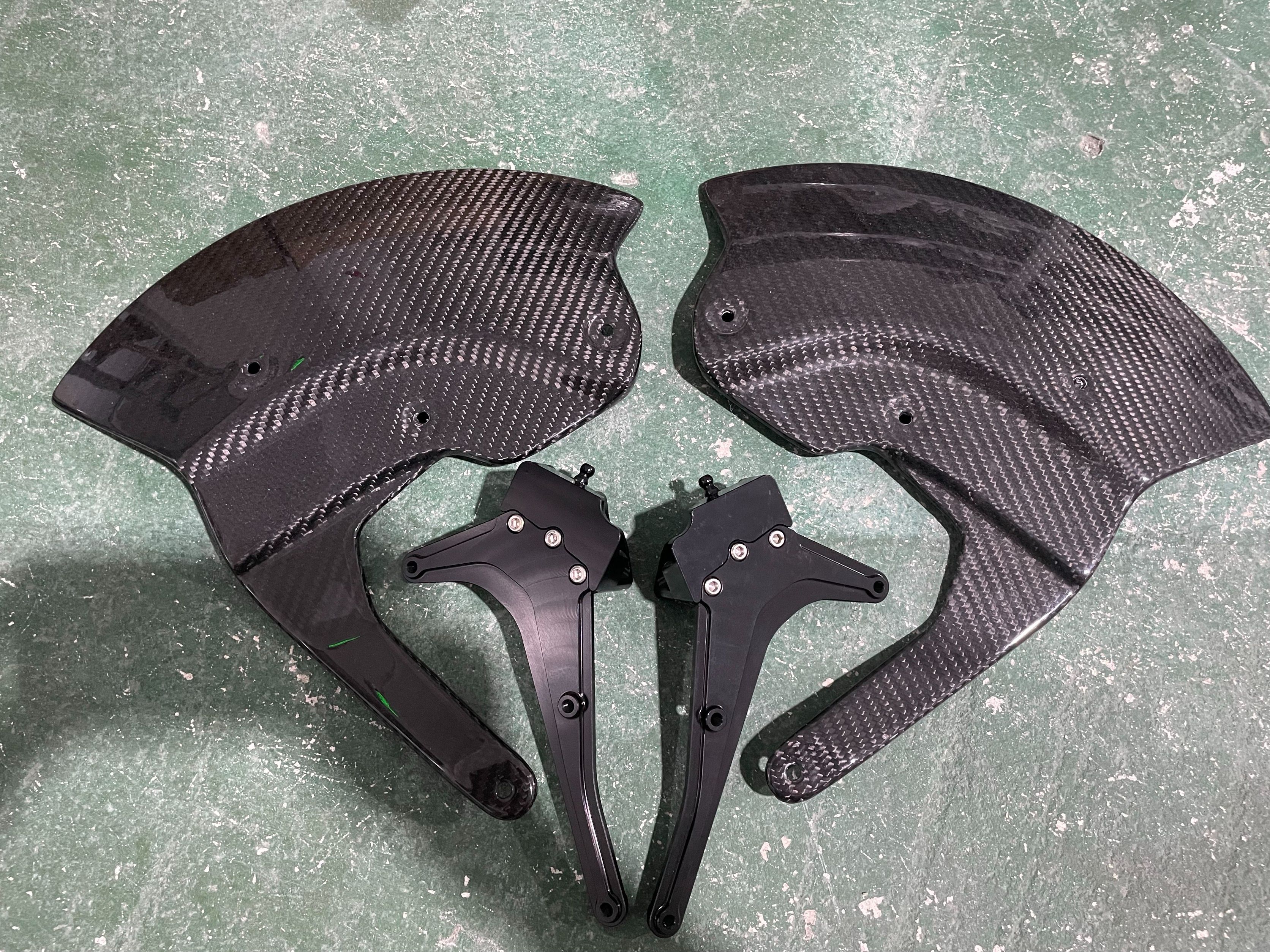 刹车盘罩 BW19 carbon fiber part