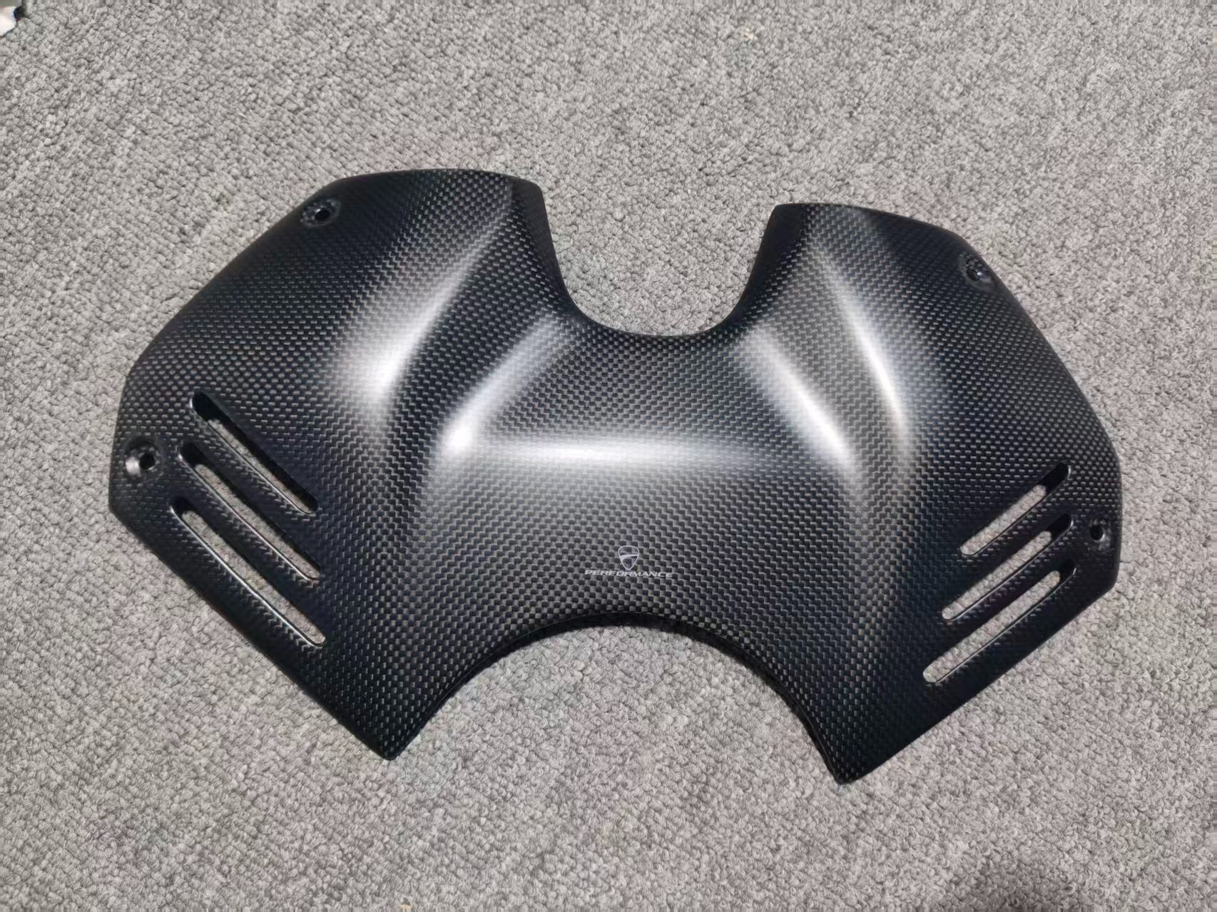 电池盖 D82 carbon fiber part