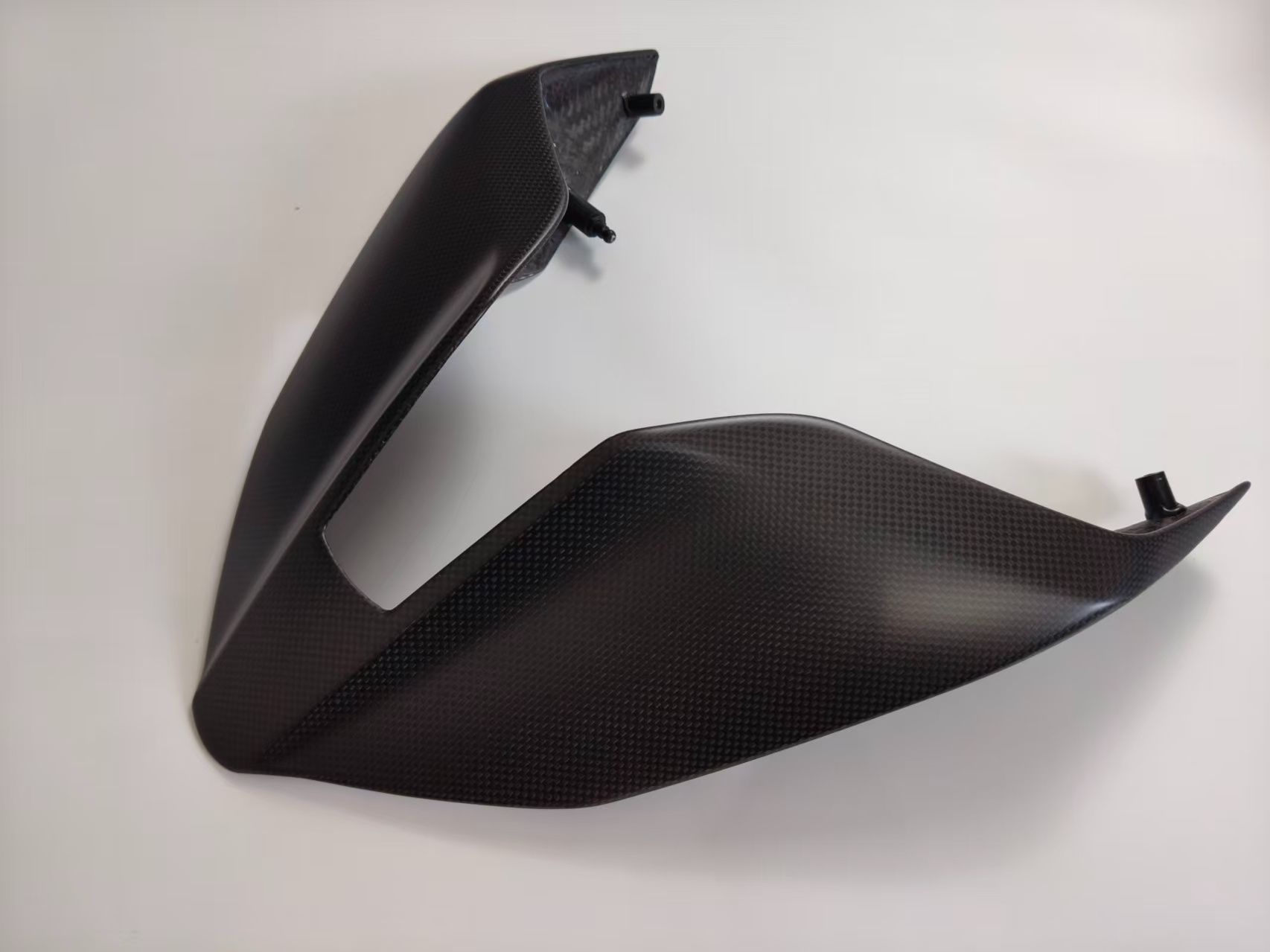 驼峰 D84 carbon fiber part
