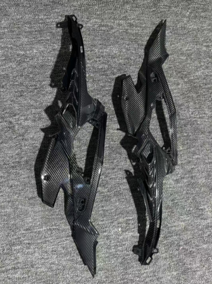 油箱侧板 内衬 K21 carbon fiber part