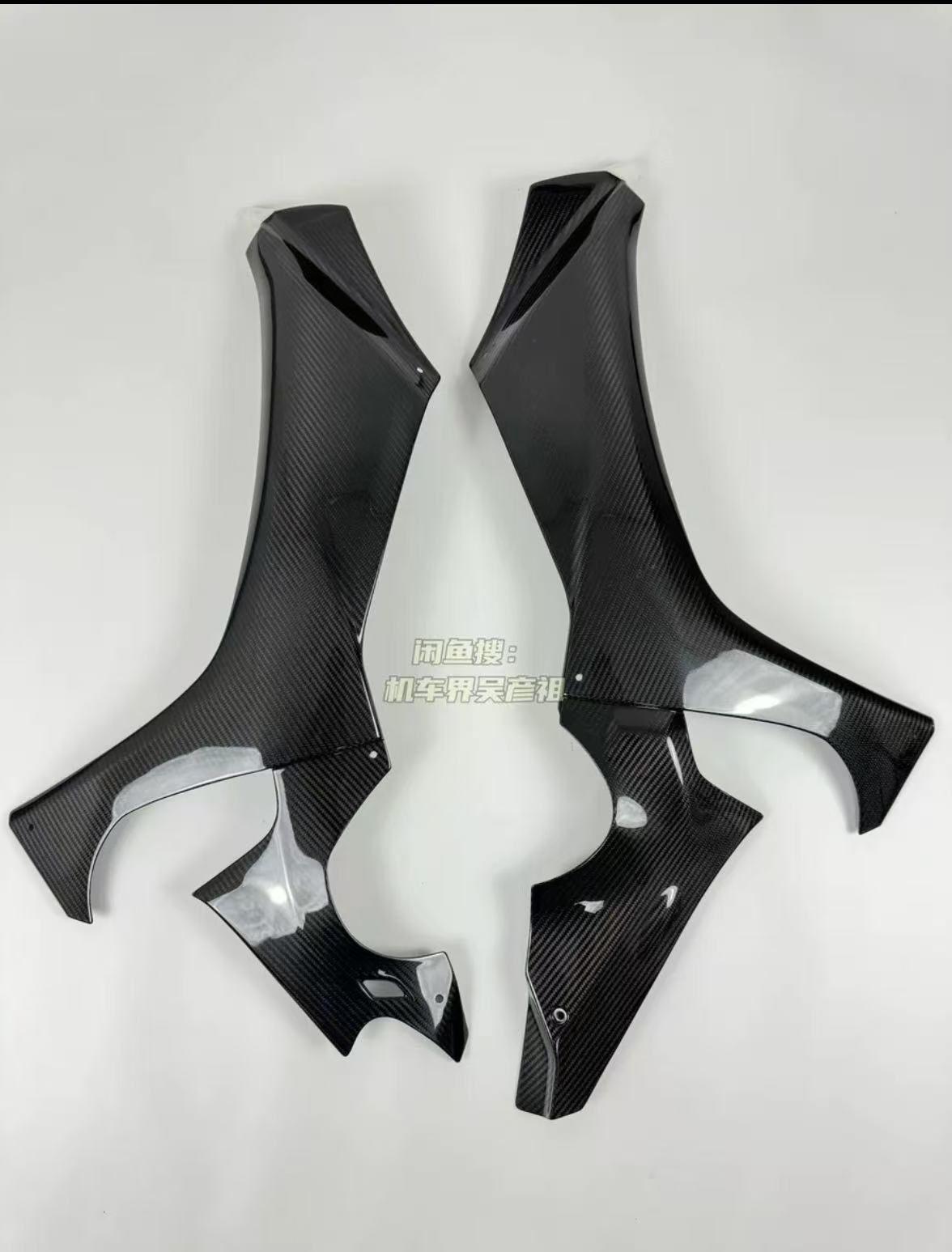 大侧板 Y25 carbon fiber part